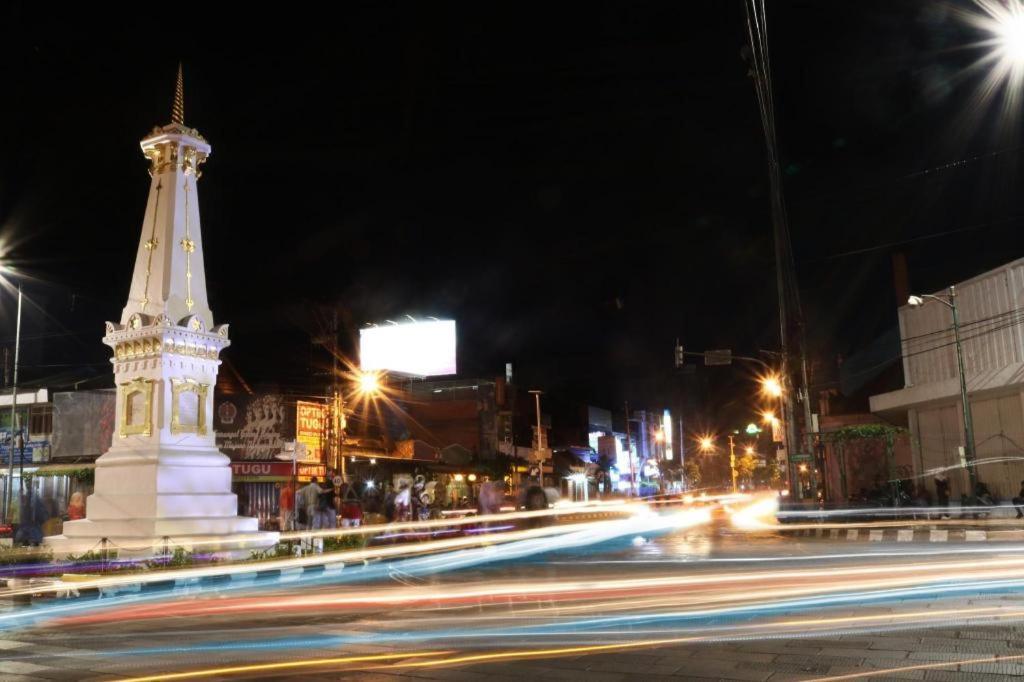All Nite & Day Hotel Yogyakarta - Gejayan Екстер'єр фото